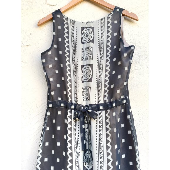 Geometric Print Chiffon Column Dress (US 2) - Picture 2 of 5